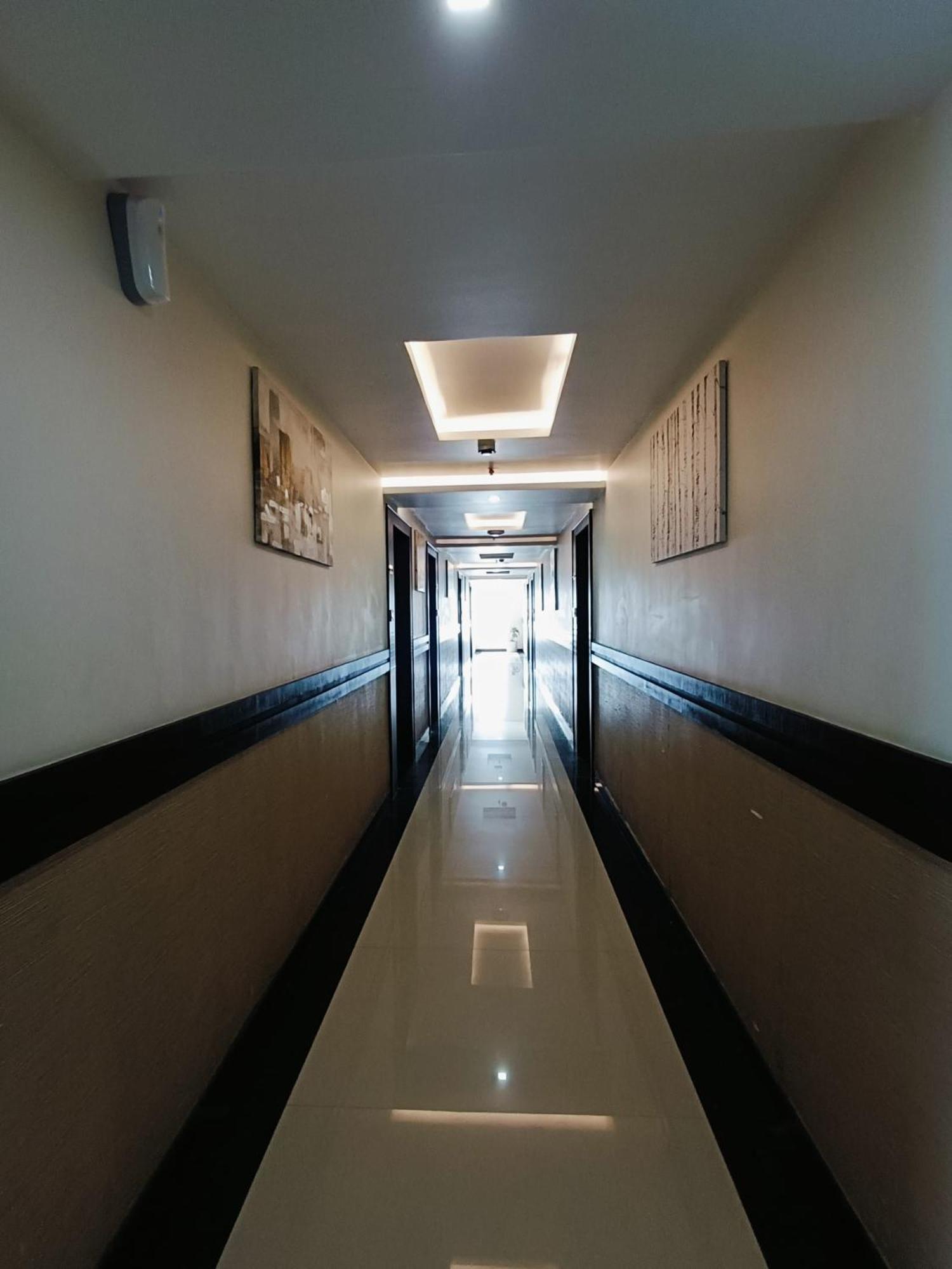 Holiday Residency Coimbatore Exterior photo
