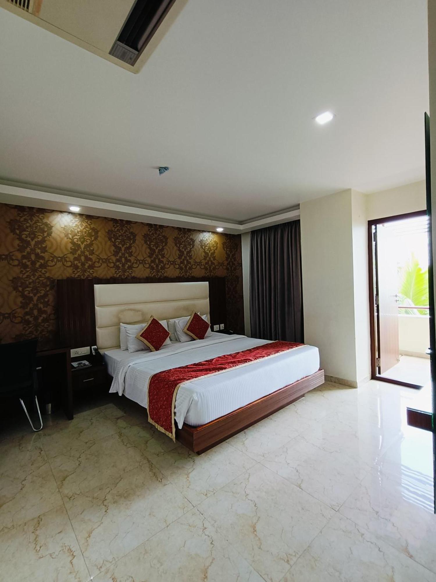 Holiday Residency Coimbatore Exterior photo